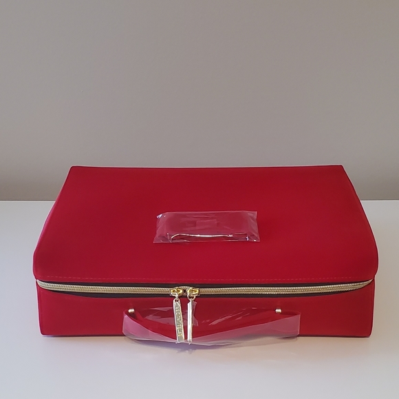 Estee Lauder Handbags - Estee Lauder Red Velvet Travel Bag Train Case